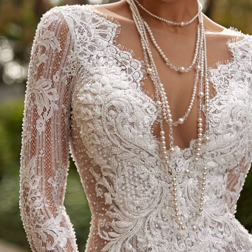 wedding dress Liora by OKSANA MUKHA photo of wedding dress Liora: ivory